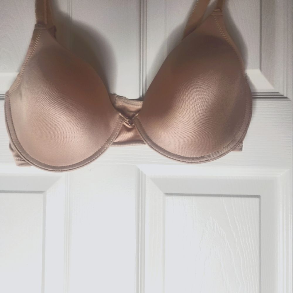 Jones New York 38d Beige Padded Full Coverage Underwire Women’s Bra